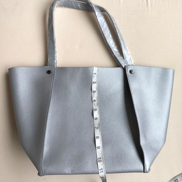 Silver shopper tote by Neiman Marcus - Picture 3 of 12